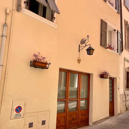 Apartment Al Gallo Con Terrazzo Arco